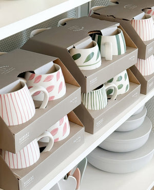 Hug Mugs